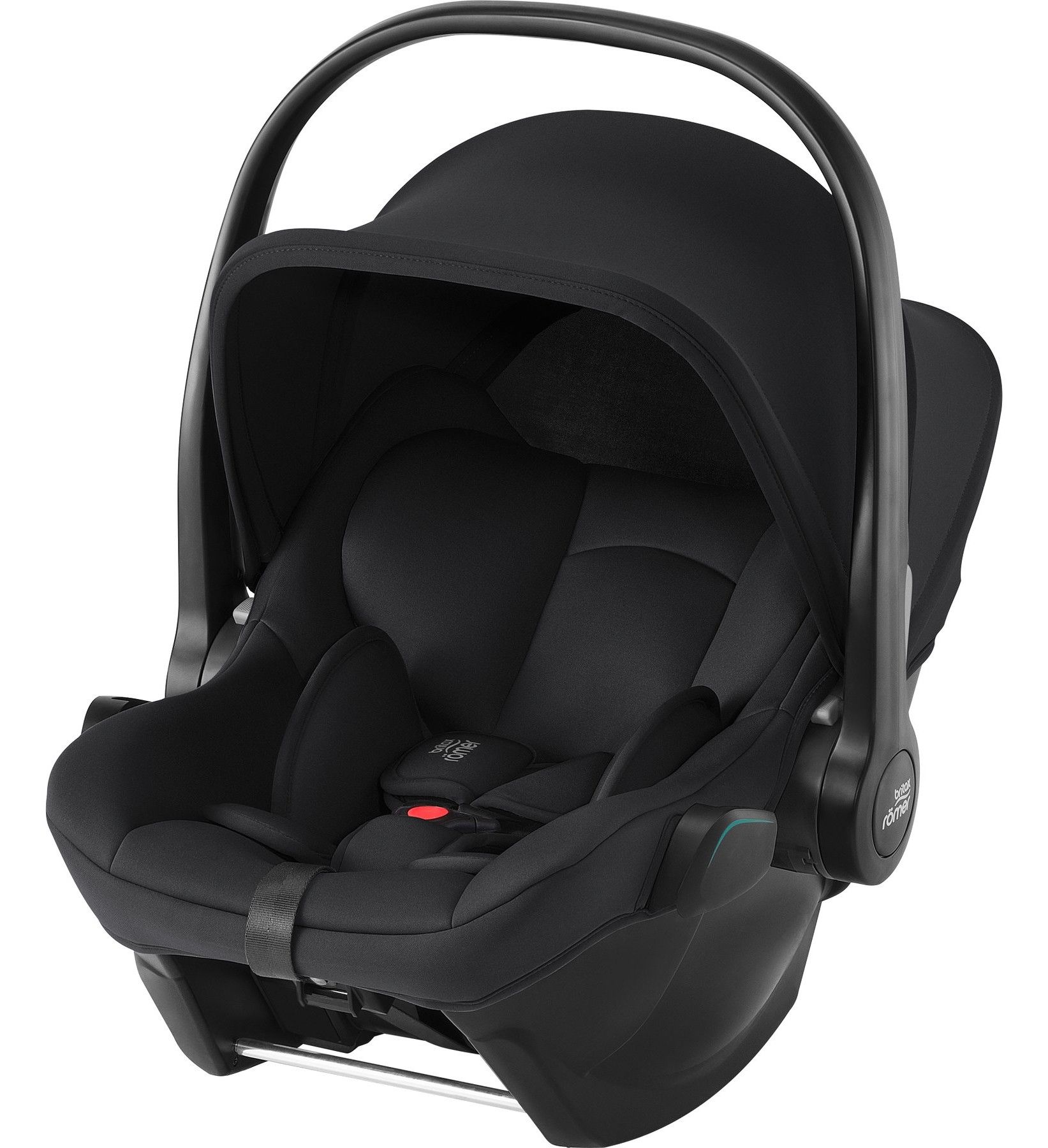 La coque Baby-Safe Core vue de trois quarts, avec sa poignée relevée et sa capote