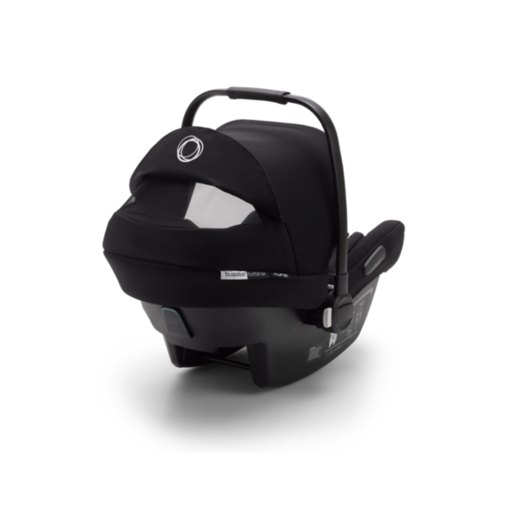 Coque Bugaboo Turtle Air by Nuna vue de trois quarts arrière, capote fermée