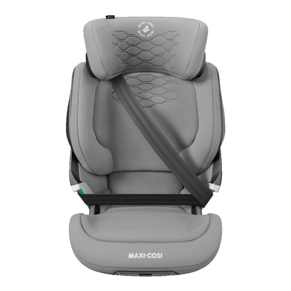 Maxi-Cosi Kore Pro vu de face avec la ceinture de la voiture passée dans les guides