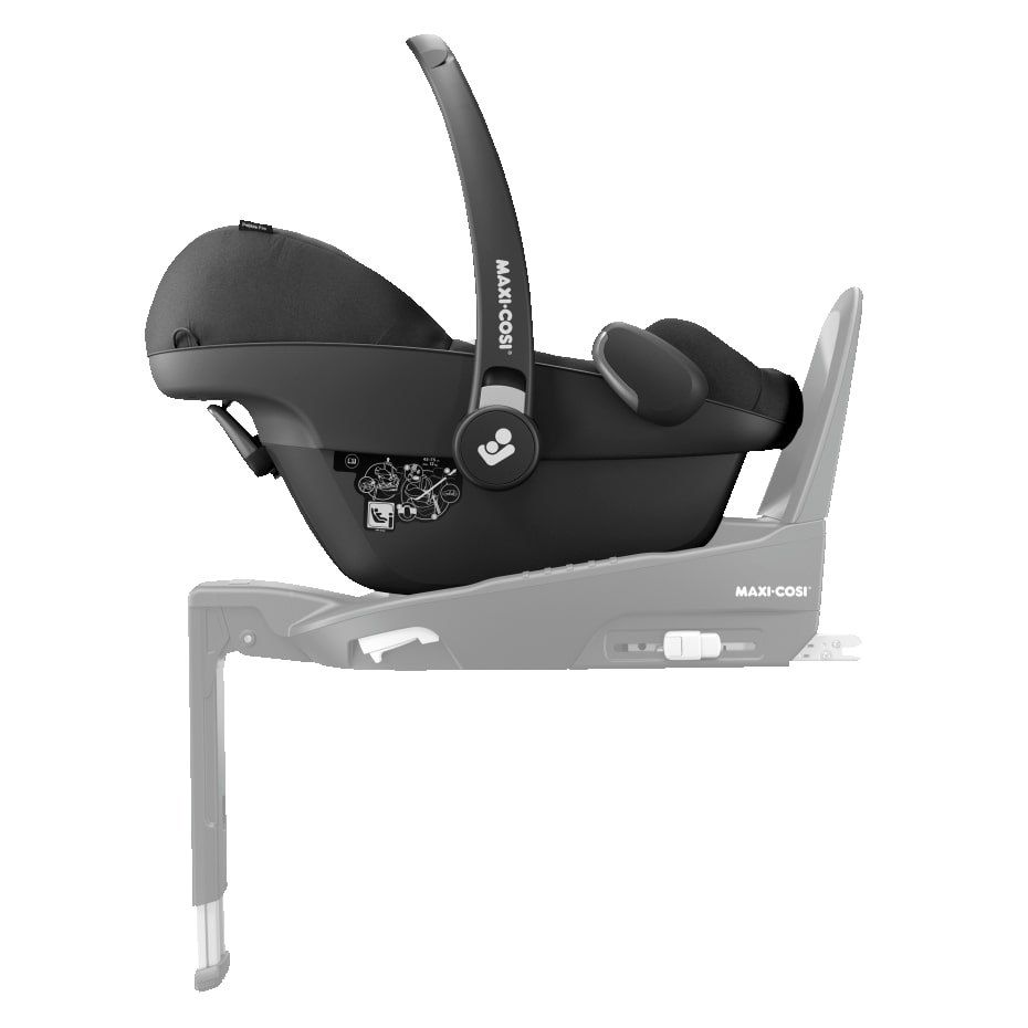 Coque Maxi-Cosi Pebble Pro i-Size sur sa base, vue de profil
