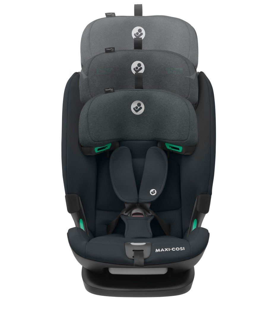 Maxi-Cosi Titan Plus i-Size vu de face, avec l'appui-tête à plusieurs hauteurs